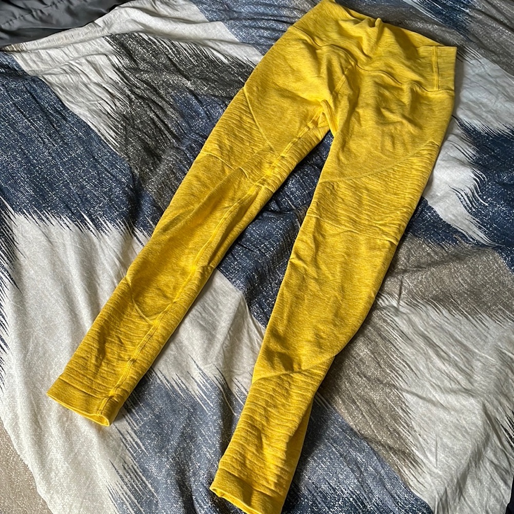 Alphalete yellow leggings